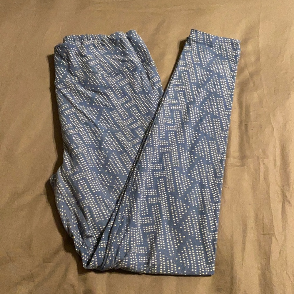 LuLaRoe blue polka dot OS leggings